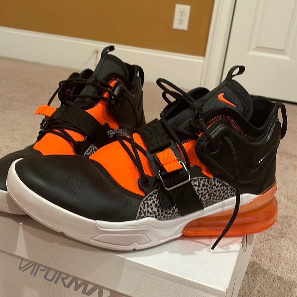 Nike Air Force 270 Shoes